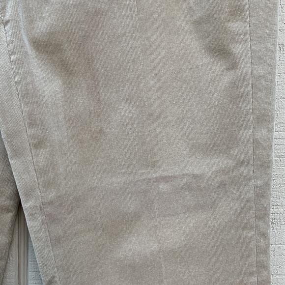 J McLaughlin New Stockbridge Straight Leg Corduroy - Oyster - Picture 7 of 16
